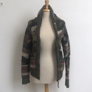 Aritzia zipper sweater